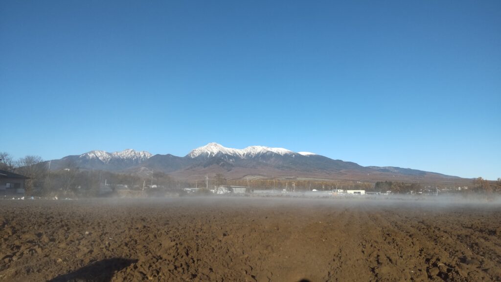 野辺山・八ヶ岳１２月霧の朝